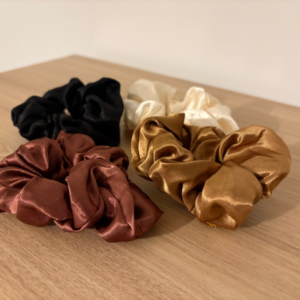 Velvet Scrunchie Black