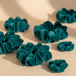 emerald-velvet-scrunchie