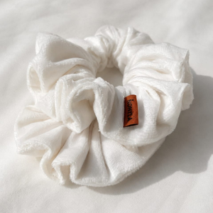 white-velvet-scrunchie